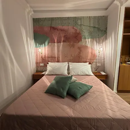Atrium Regal 4*