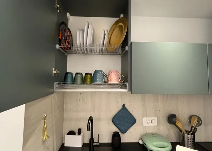 לינה וארוחת בוקר Atrium Regal *