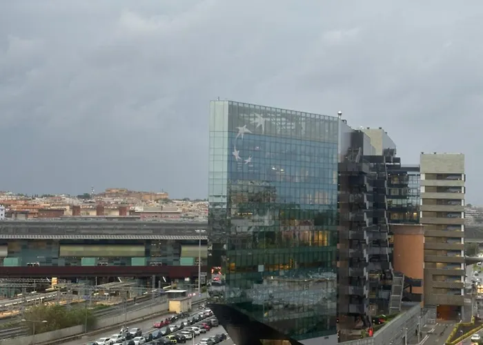 Atrium Regal Bed and Breakfast *